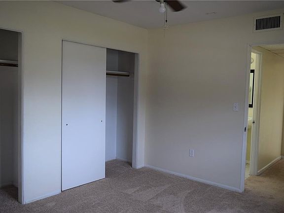 3rd image of 242 N Jefferson Ave