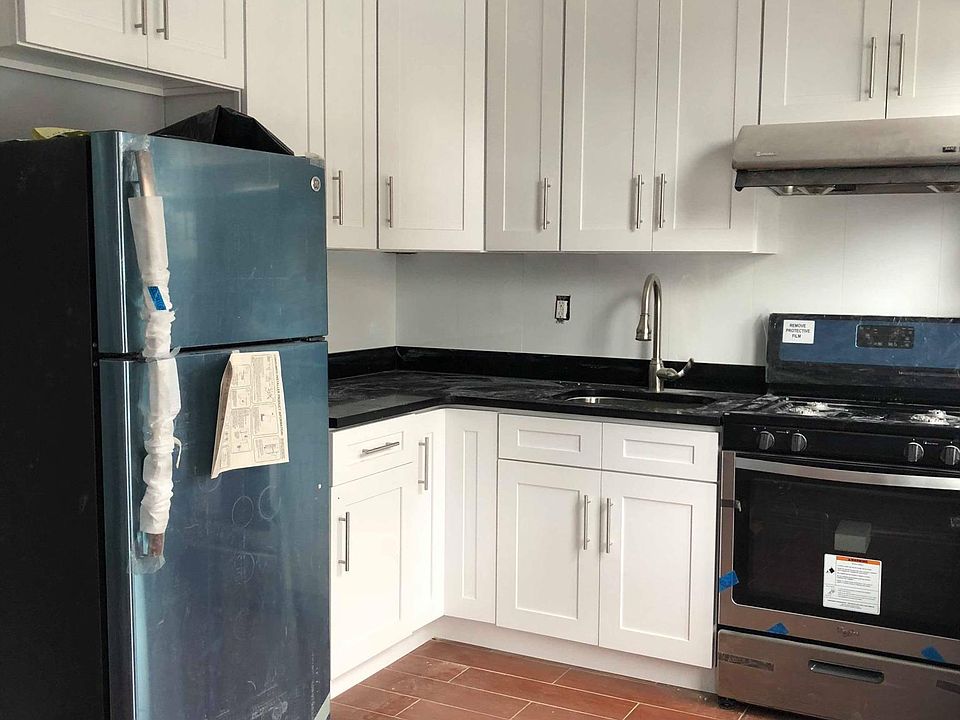 1st image of 12120 Liberty Ave #B