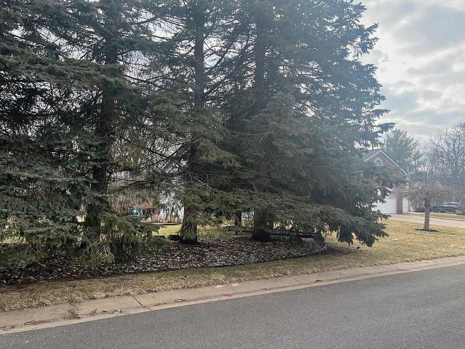 2nd image of 6449 Forestside Dr