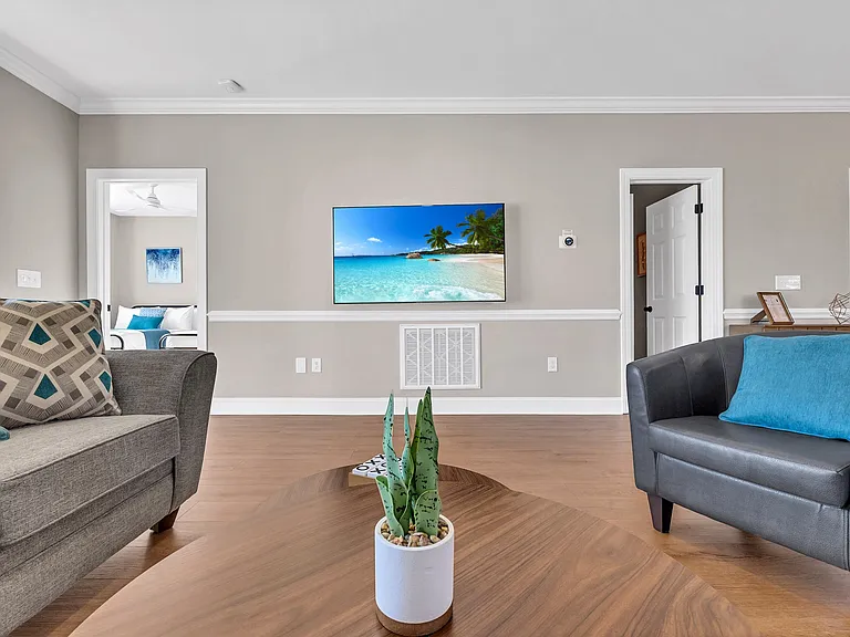 4872 Dahlia Ct #201 — Photo 38