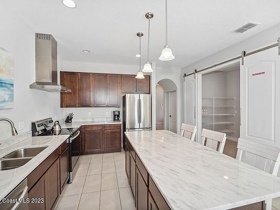 5th image of 148 Mediterranean Way