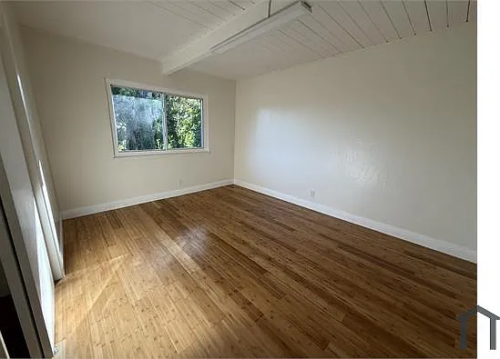 7 Deering Ct