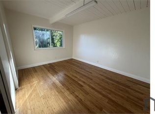 7 Deering Ct, Oakland, CA 94601