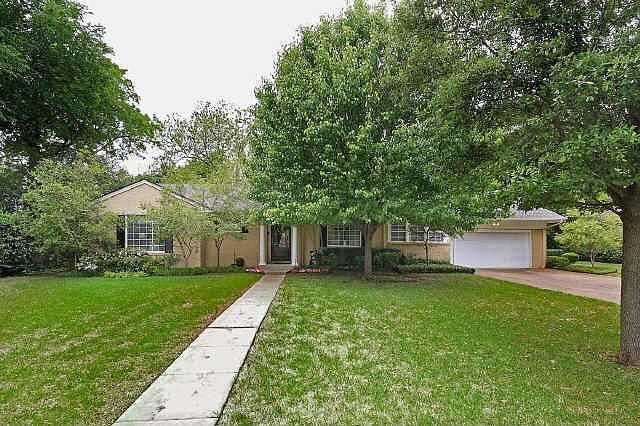 1st image of 10811 Camellia Dr
