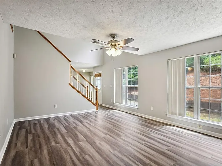 3673 Willgrove Way — Photo 10