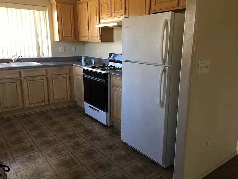 2930 N Superstition Ln #B — Photo 4