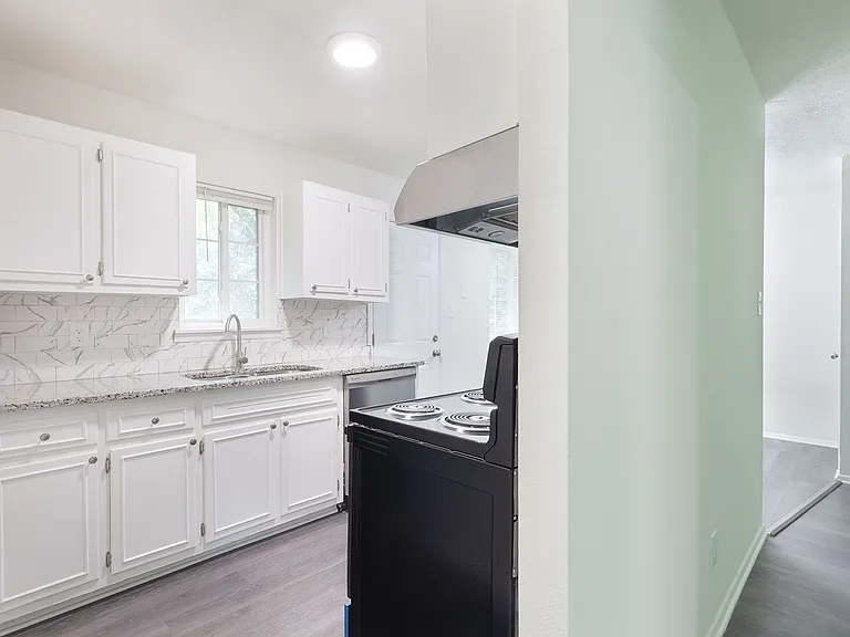 641 Powder Springs Smyrna LLC — Photo 28