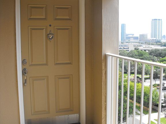 4th image of 1590 Le Baron Ave #1590