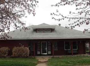 314 E Iowa St, Walters, OK 73572