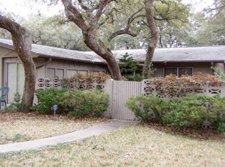 112 Timber Lane Loop, Rockport, TX 78382