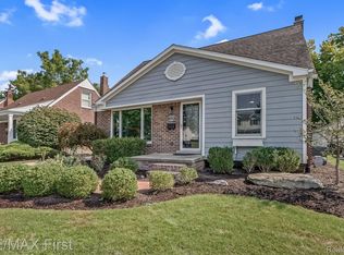 2220 N Vermont Ave, Royal Oak, MI 48073