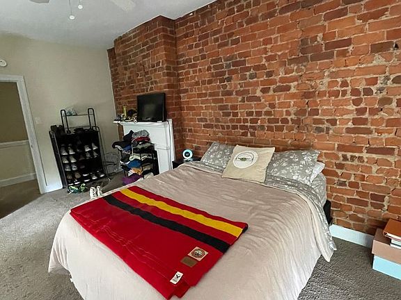 5th image of 305 W Marshall St