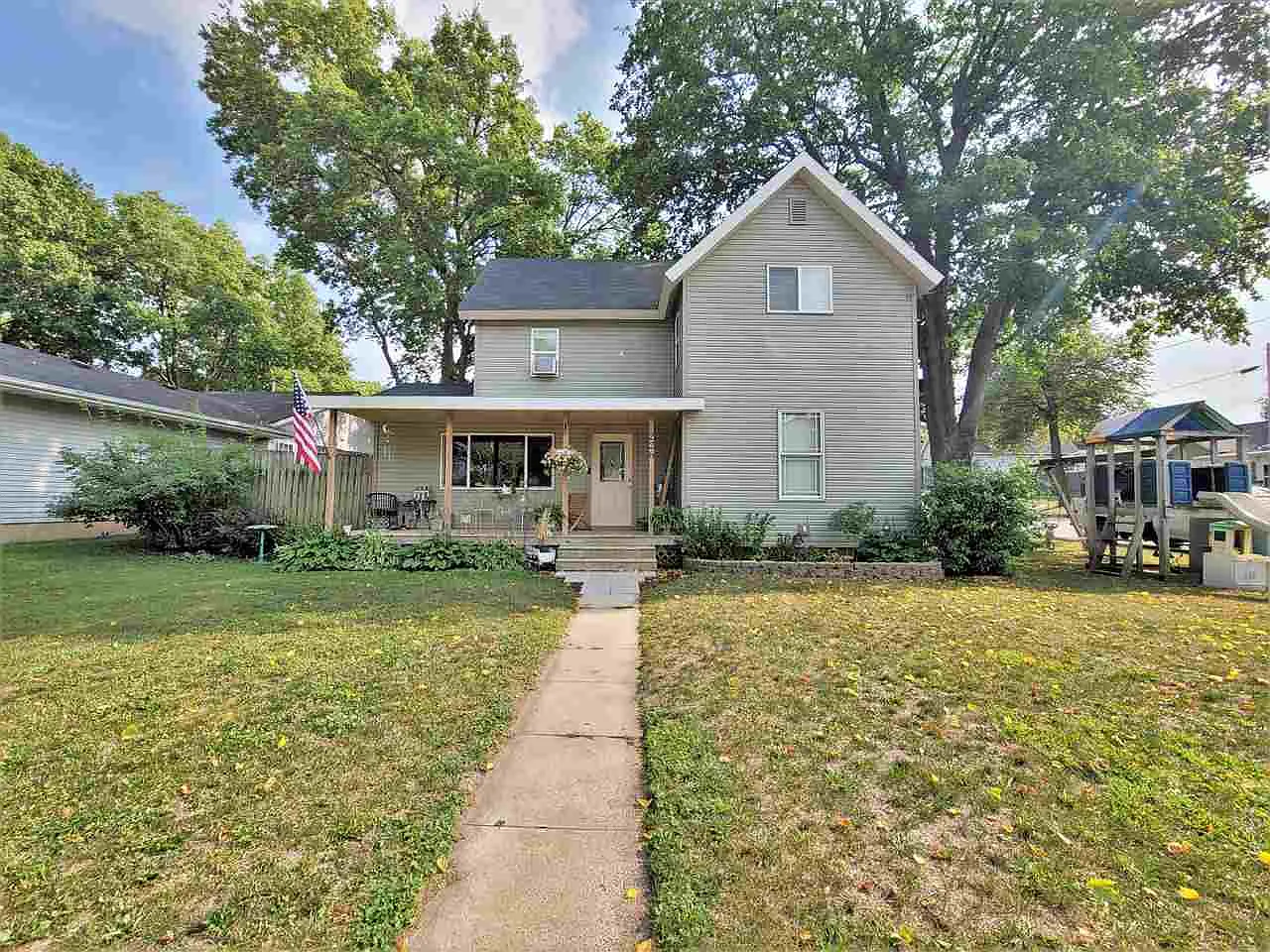 226 W 4th St photo 1