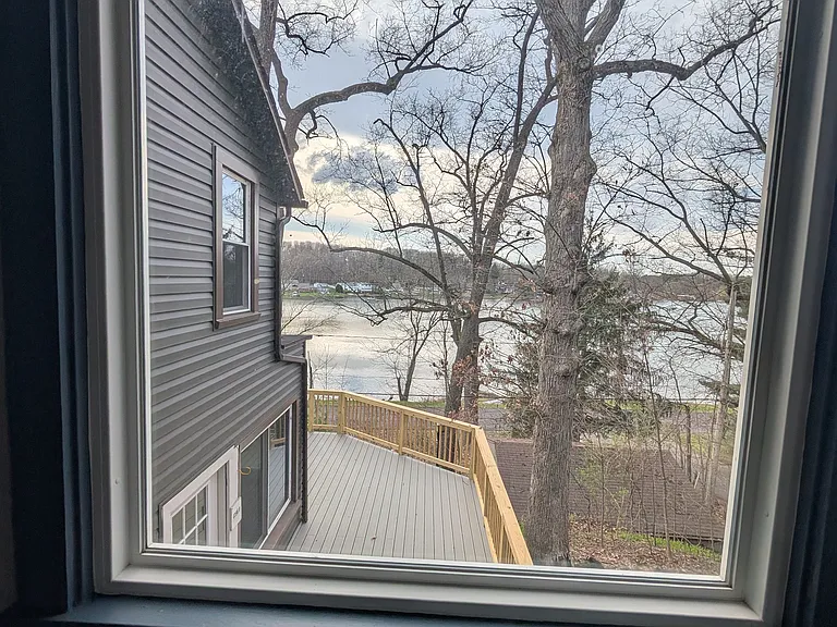 6296 Lakeview Dr — Photo 6