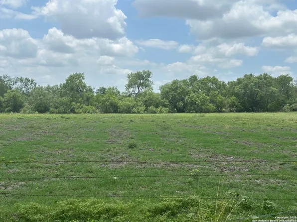 000 E County Road 678 LOT 6, Natalia, TX 78059