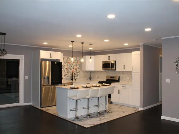 62 Grove Street, Greenwood Lake, NY 10925