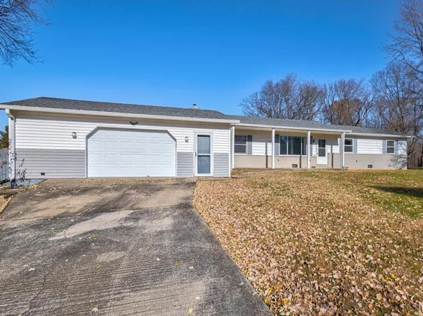 97 S Acres Dr, Mitchell, IN 47446