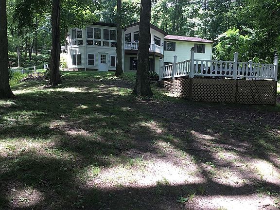 4th image of 10278 Tamarack Dr
