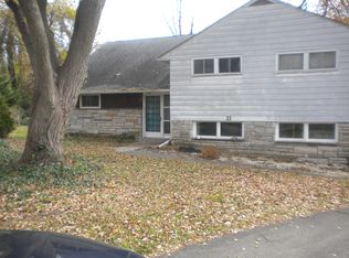 22 Downs Cir, Wynnewood, PA 19096