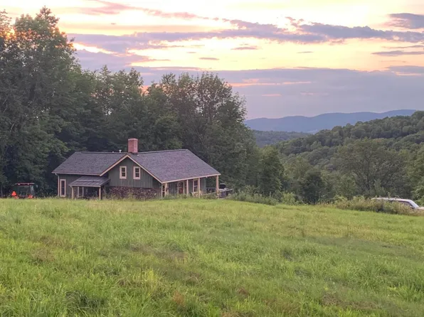 238 Mason Hill Rd N, Pownal, VT 05261