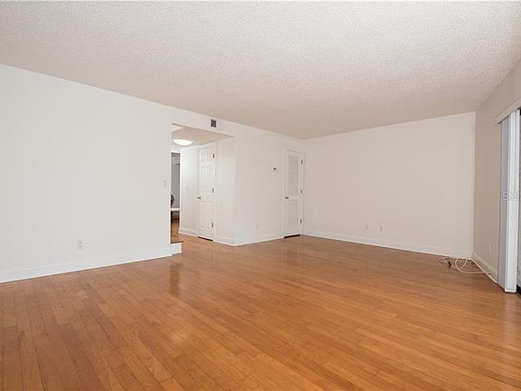 5th image of 15 Turner St APT 1