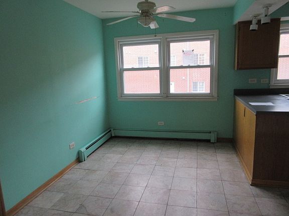 4th image of 10747 S Harlem Ave #2D