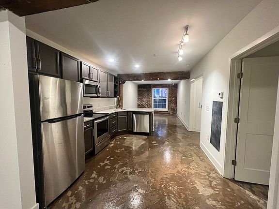 5th image of 21 S 13th St #1