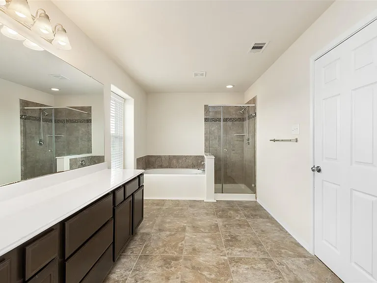 20102 Bayliss Manor Ln — Photo 22