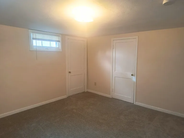 1404 Martin Ln #C — Photo 17