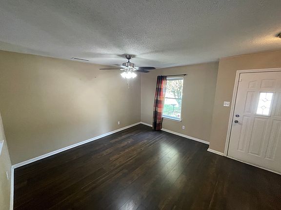 4th image of 2418 Woodmont Ct