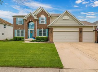 908 Blue Ridge Dr, Streamwood, IL 60107