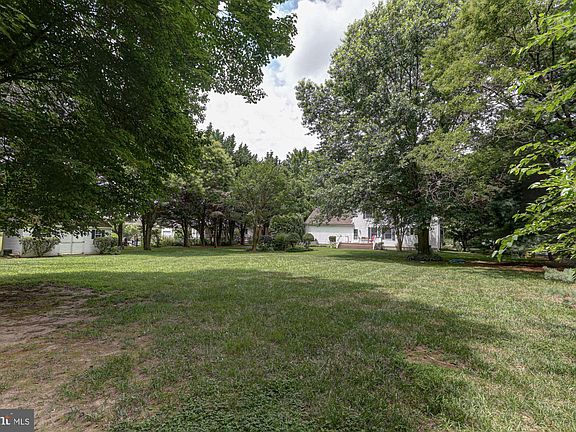5th image of 104 Dungarvan Dr