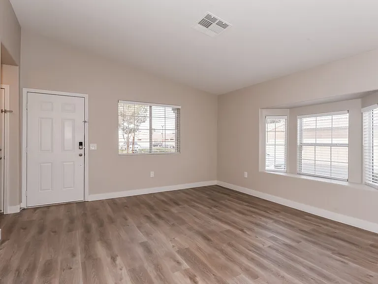 5225 Panguitch Dr — Photo 5