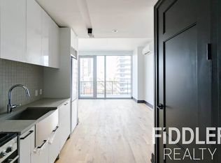 42-22 27th St #709, Long Island City, NY 11101
