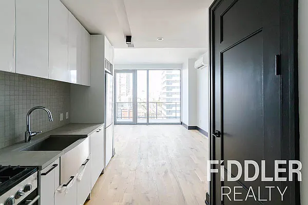 42-22 27th Street #709