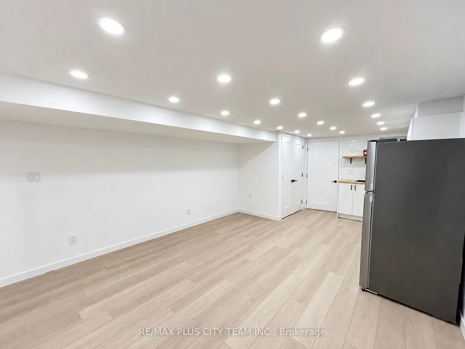 2 bed, $1,750 — Photo 4
