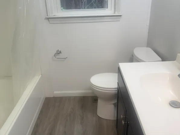 122A Rivergate Rd, Merrimack, NH 03054