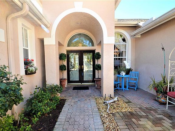 2nd image of 3884 Siena Ln