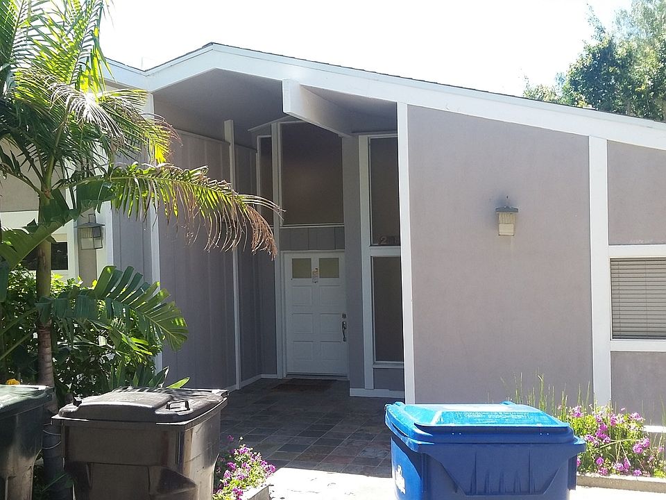 1st image of 2885 Searidge St