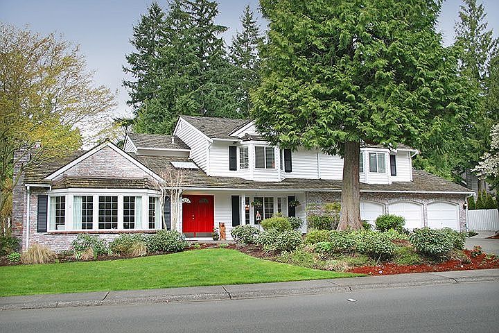 1st image of 2609 221st Ave NE