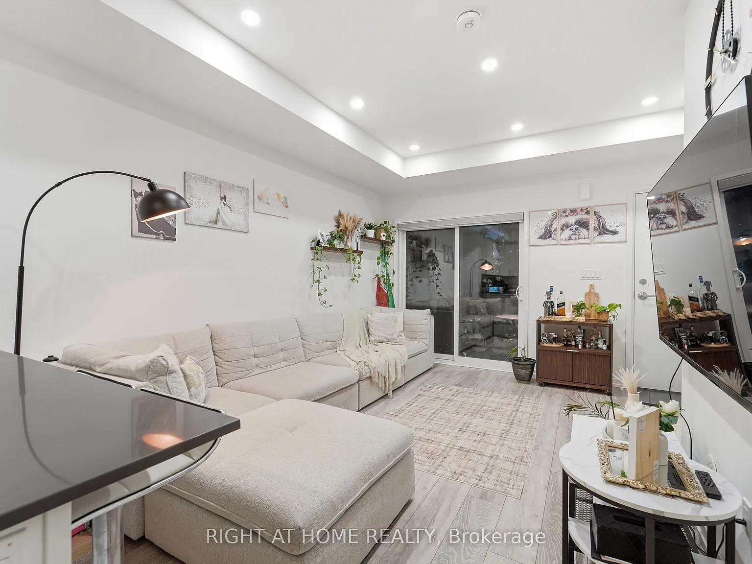 2 bed, $2,450 — Photo 3