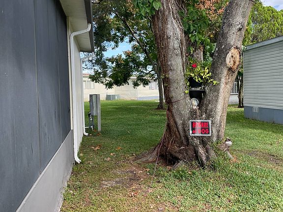5th image of 4173 Mau Mau Ln