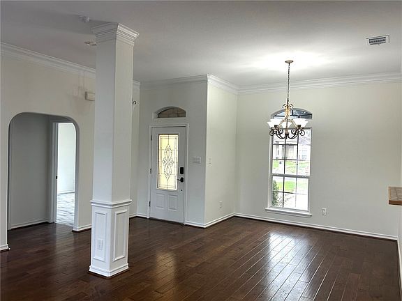 5th image of 6622 Vienna Dr