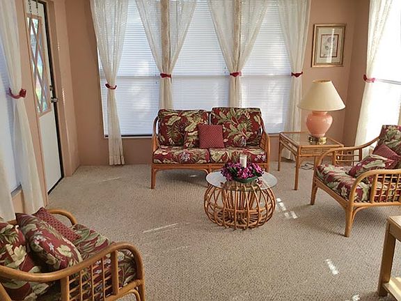5th image of 1331 San Miguel Ln
