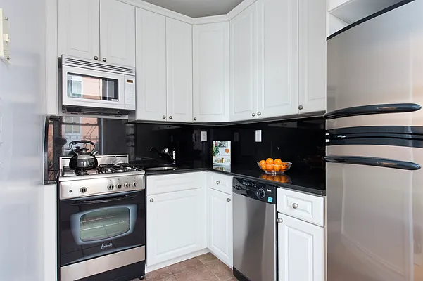 Rented by Douglas Elliman | media 10