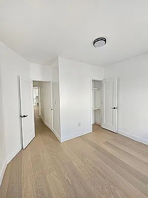 4th image of 170 W 109th St APT 2R