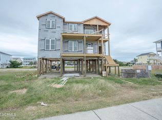 404 E 4th St, Ocean Isle Beach, NC 28469