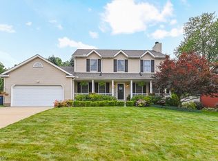 900 Bridge Rd, Akron, OH 44312