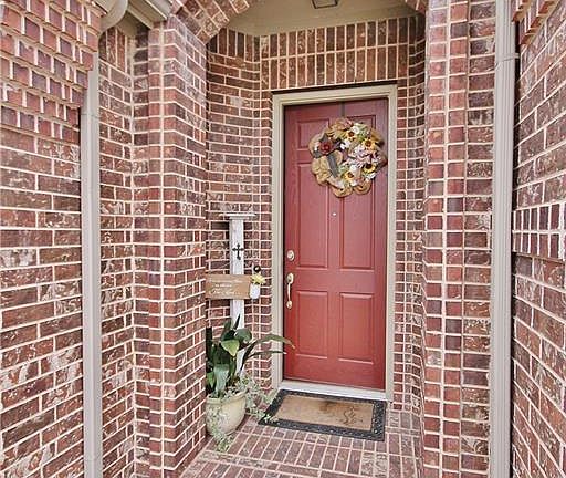 2nd image of 313 Blackhaw Dr