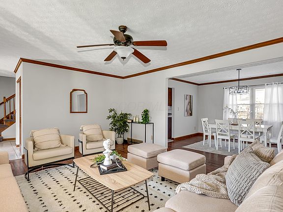 4th image of 449 Hunt Valley Dr
